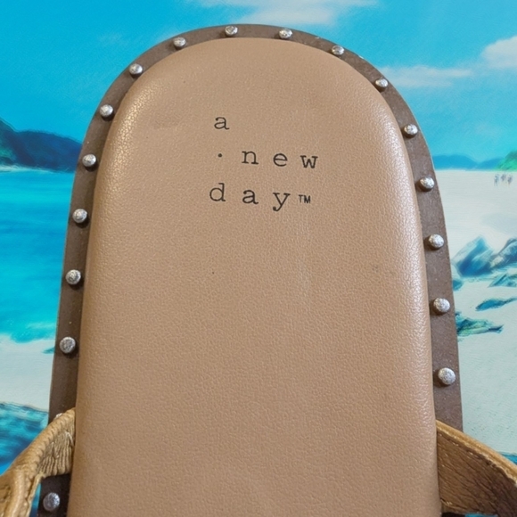 GUC A New Day Tan Studded Women's Gladiator Style Sandals Size 11 - Picture 6 of 10